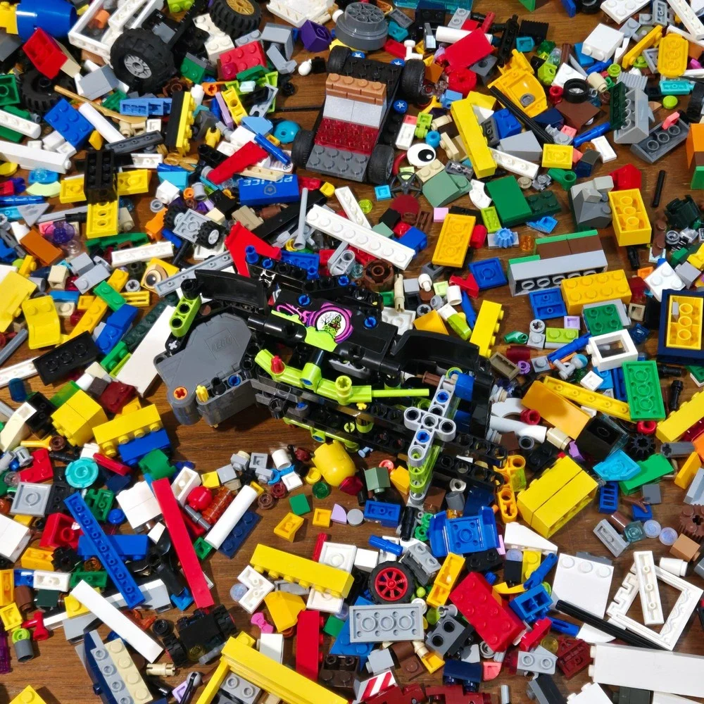 Lego Bulk Lot 4.5lbs Mixed Bricks Wheels Windows Ladders City Technic Parts